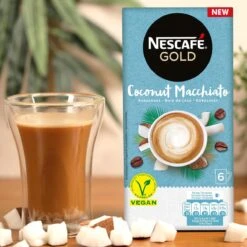Nescafé Gold Coconut Macchiato Oploskoffie - 6 Doosjes à 6 Zakjes 13 Nescafé Gold Coconut Macchiato Oploskoffie - 6 Doosjes à 6 Zakjes -Koffie Kortings Winkel 1200x1200 58