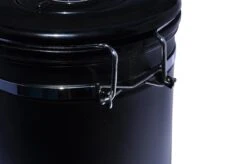 KoffieCanners Koffie Bewaarbus Luchtdicht Met CO2 Uitlaat Voor 600 Gram - Koffieblik Matzwart -Koffie Kortings Winkel 1200x796 2