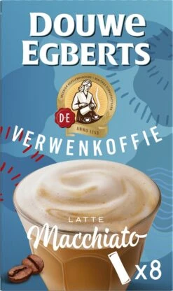 Douwe Egberts Verwenkoffie Latte Macchiato Oploskoffie - 5 X 8 Zakjes -Koffie Kortings Winkel 713x1200 1